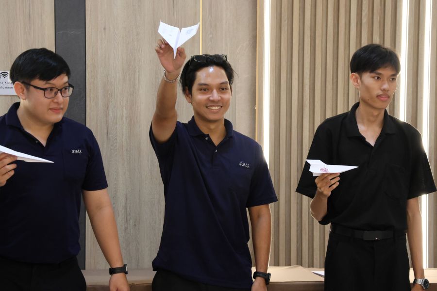 17 0U5A0697