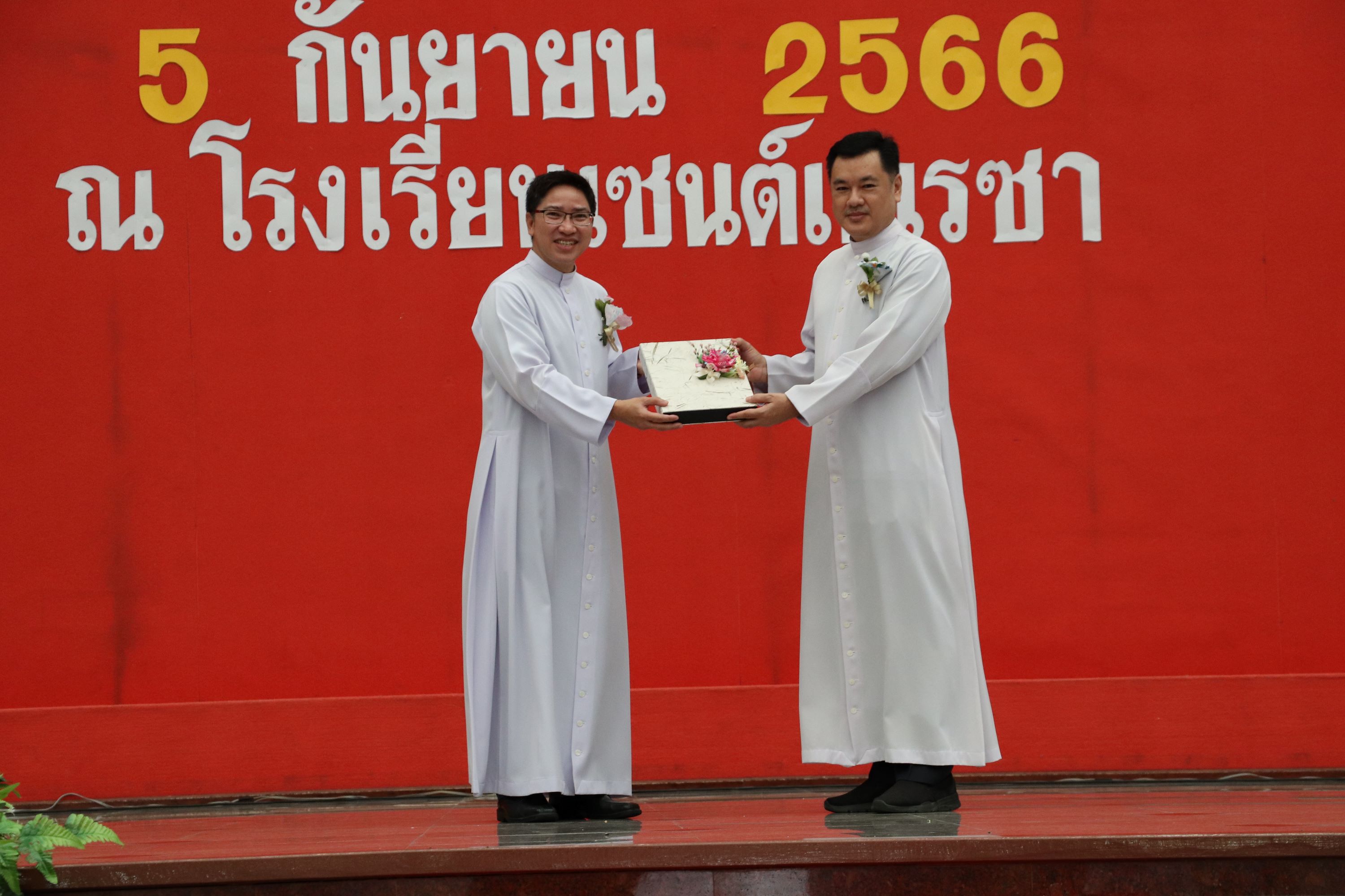 050966 24